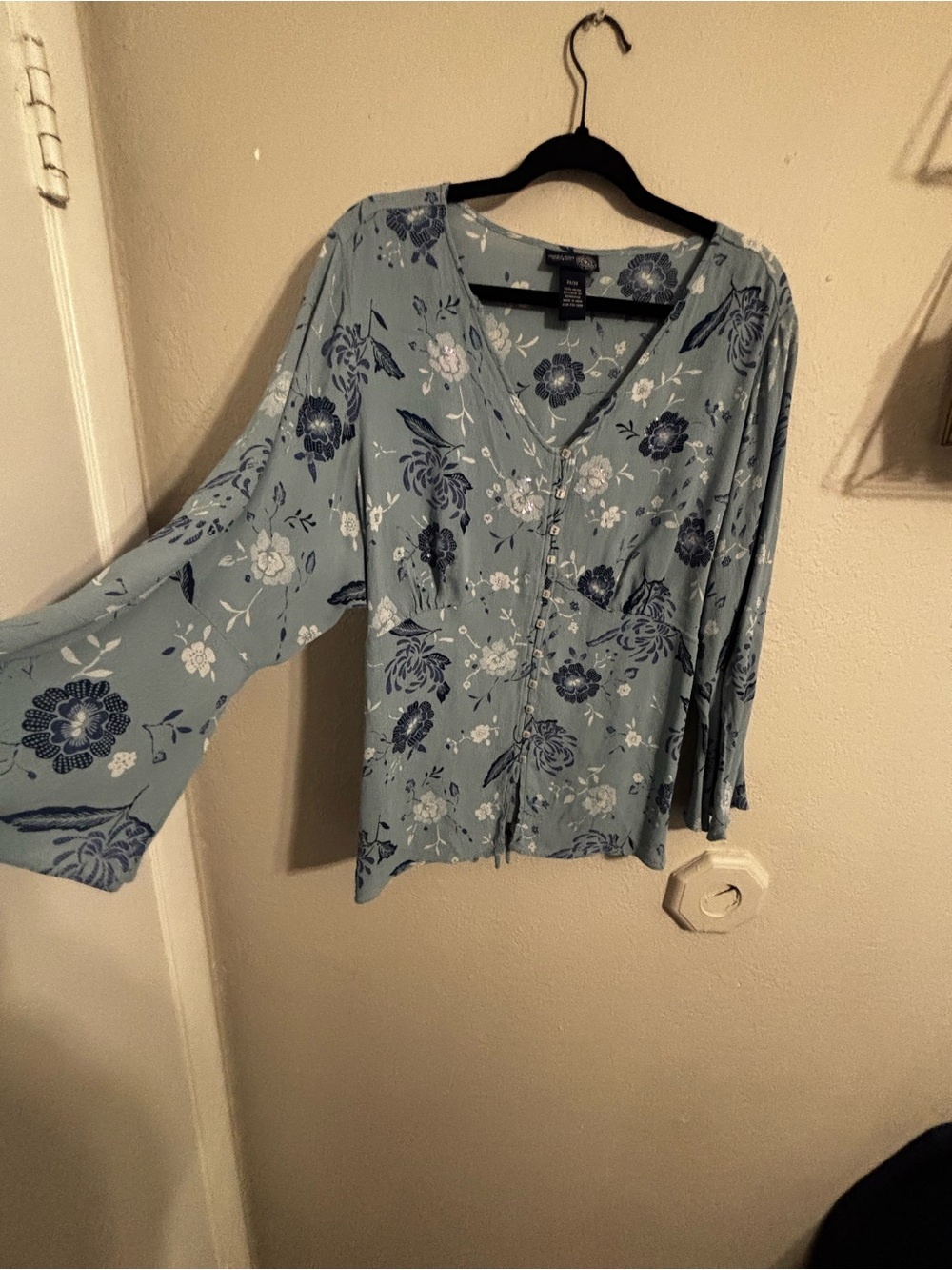 croft & barrow Light Blue Floral V-Neck Button-Front Blouse
